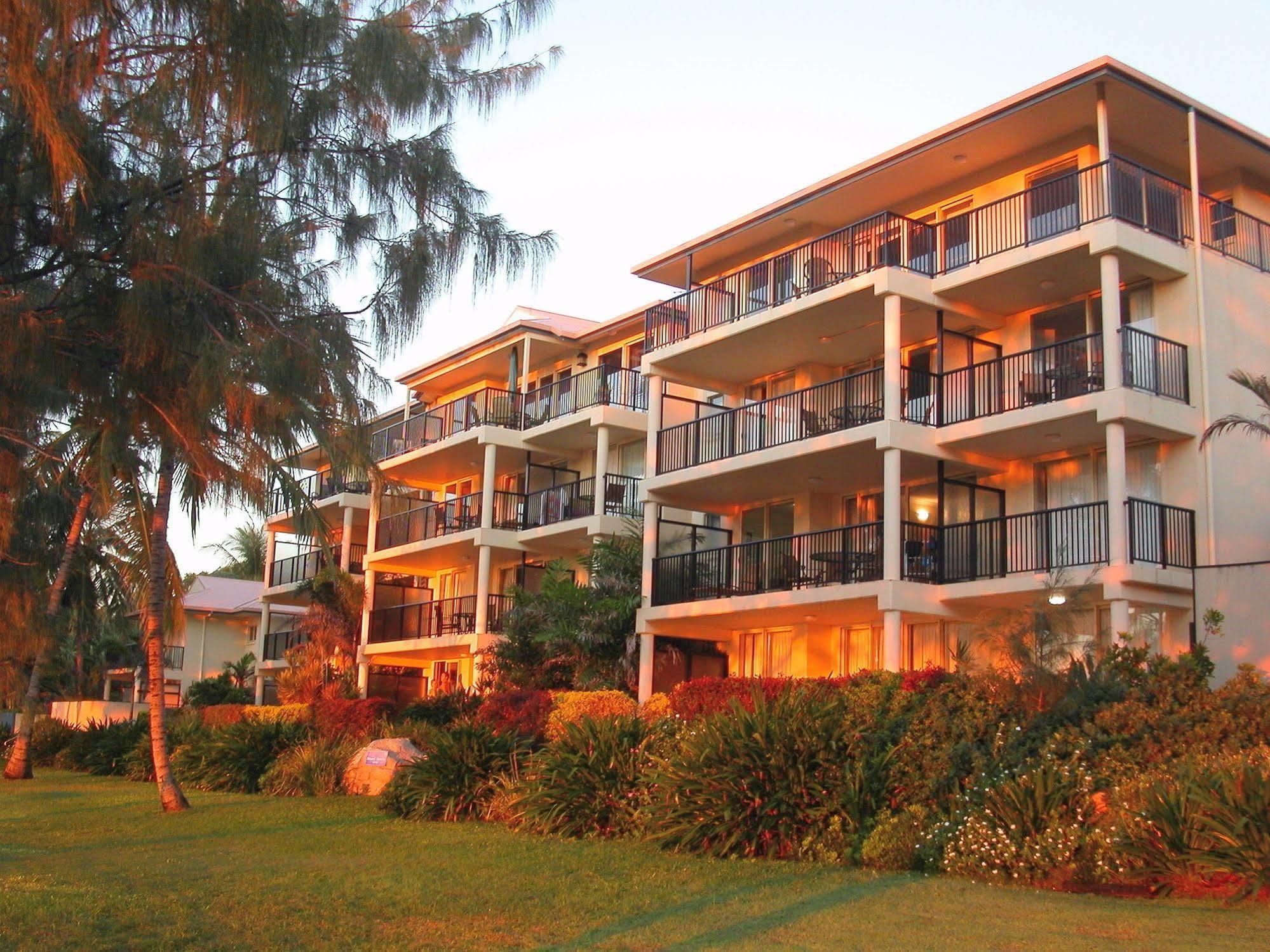 Rose Bay Resort Боуен Екстер'єр фото